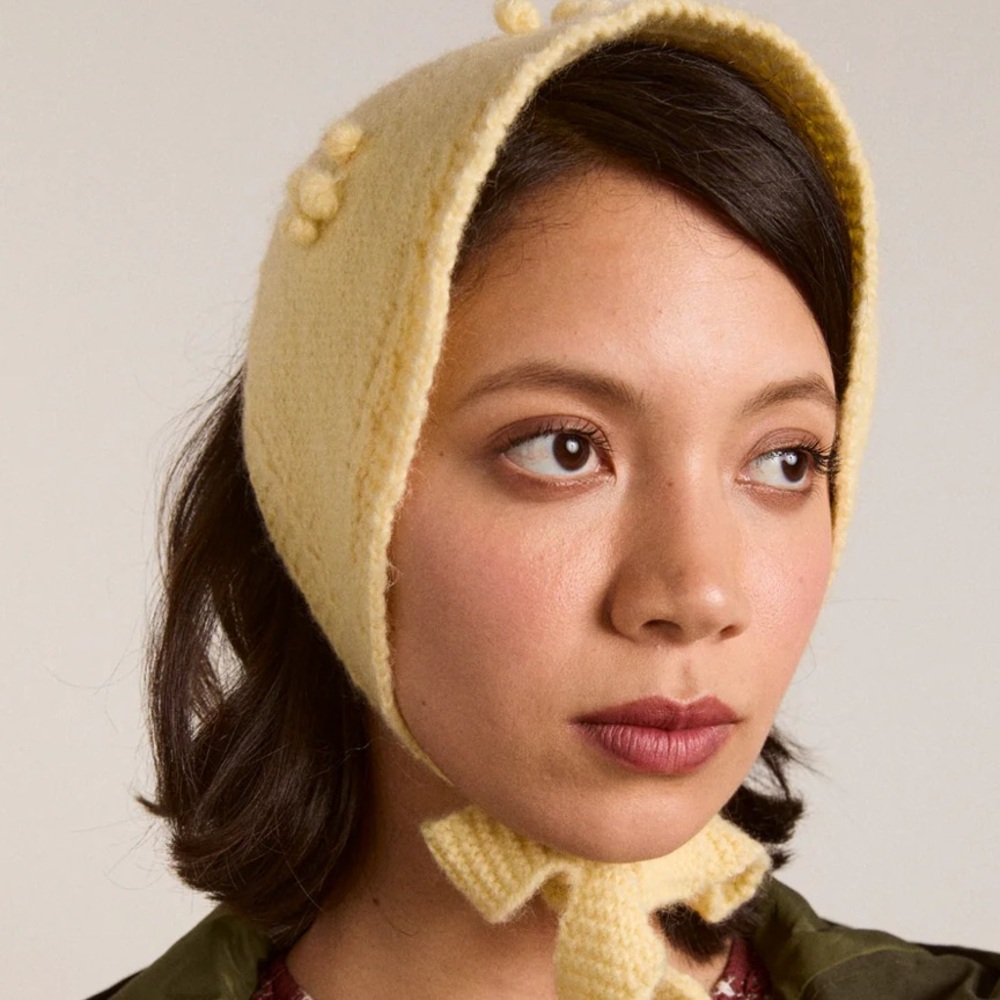 BNWT Damson Madder Butter Yellow Bonnet / Hood
